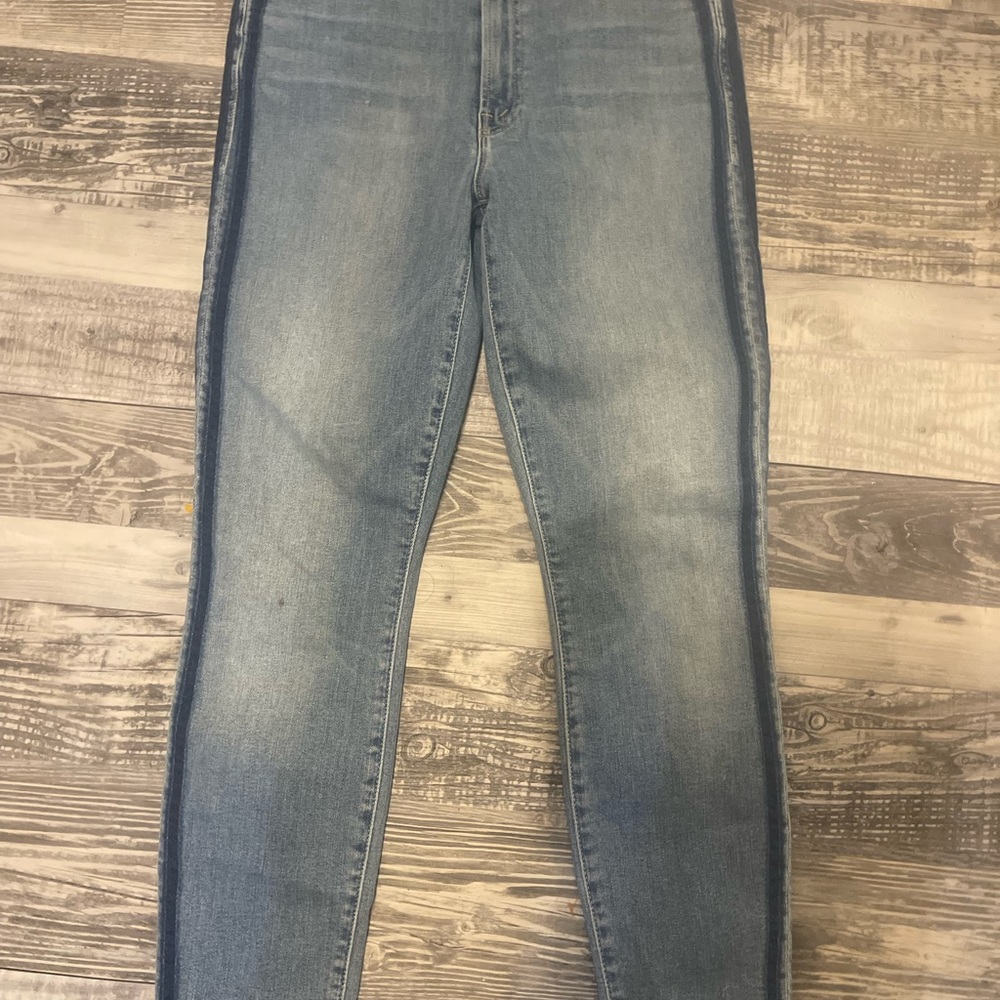 Mother Jeans “The Stunner Zip Ankle Step Fray. Size 29. The Kitty Racer